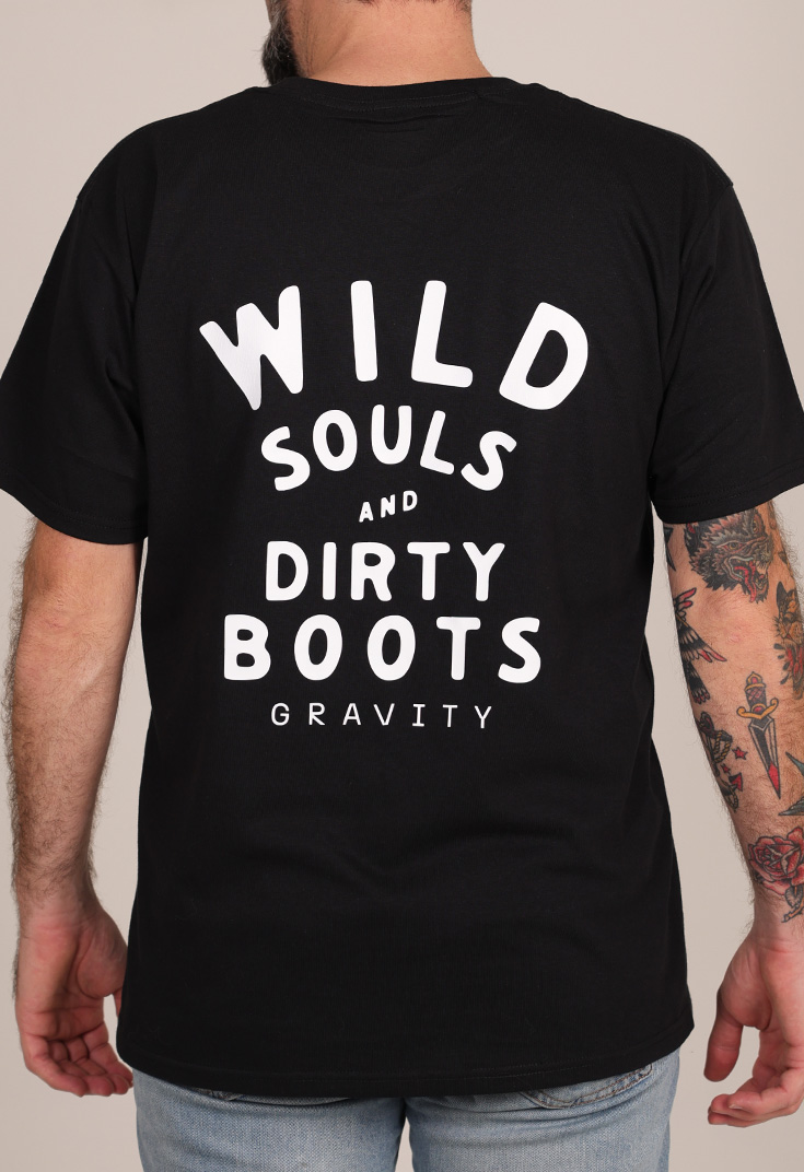 Remera Gravity – Wild Souls and Dirty Boots: imagen 1